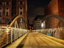 Speicherstadt Brücke bei Nacht